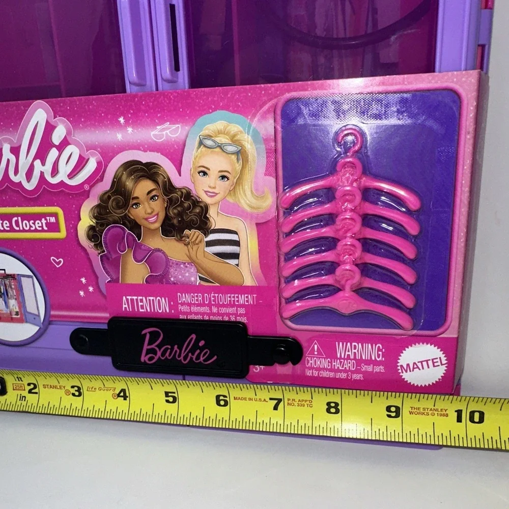 Barbie Ultimate Closet Purple Portable Storage w/ 6 Hangers & Rack Wardrobe